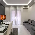 Gasthof Complex White 2*