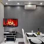 Complex White 2* Pula