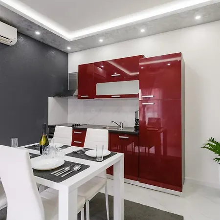 Complex White Gasthof