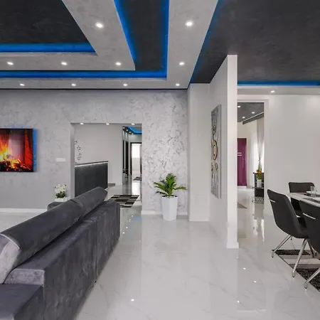 Complex White