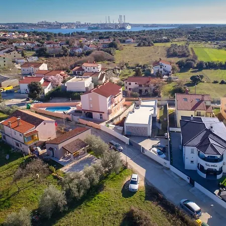 Complex White Gasthuis 2*