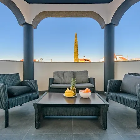 Complex White 3* Pula