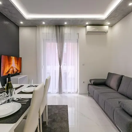 Maison d'hôtes Complex White 3*