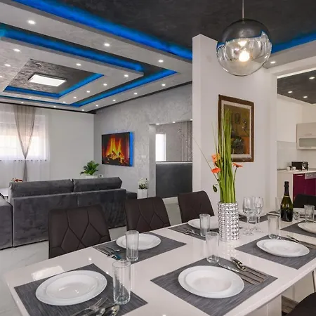 Maison d'hôtes Complex White Pula