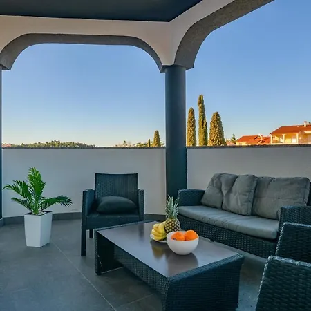 Maison d'hôtes Complex White Pula