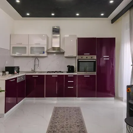 Complex White Gasthuis Pula