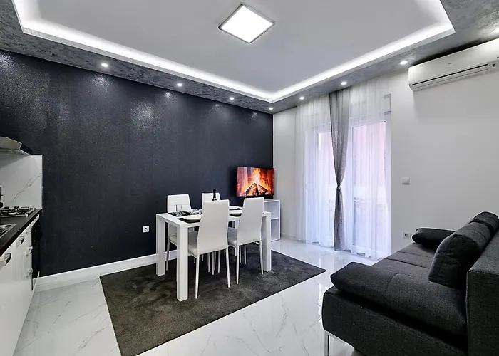 Complex White 普拉