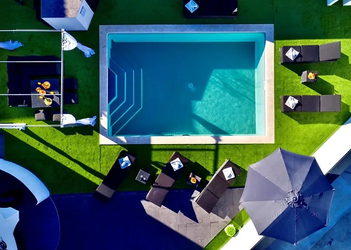 Complex White 3* 普拉