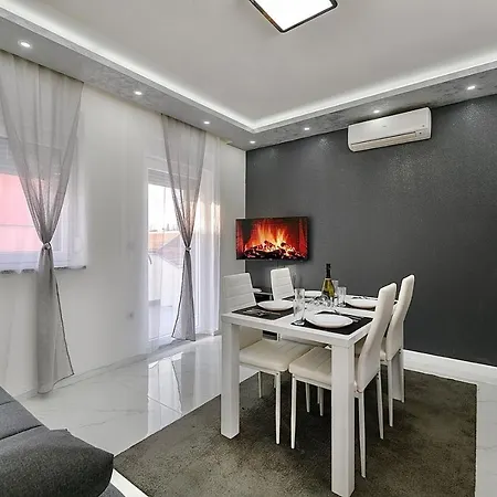 Gæstehus Complex White 3*