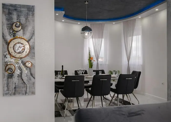 Complex White Guest house Pula